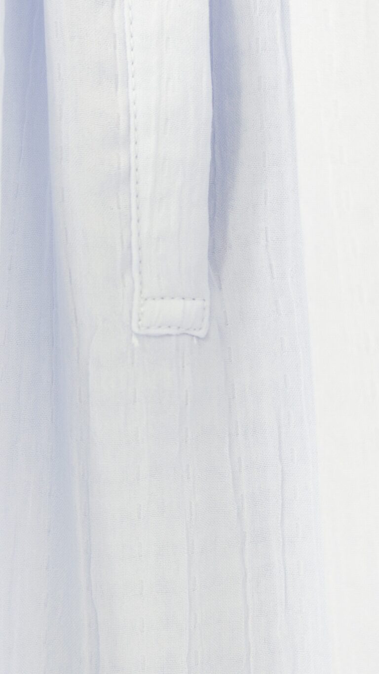 033-93773-7