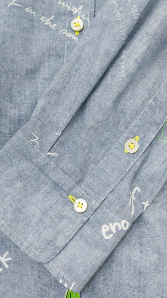 レタリング柄シャツBL